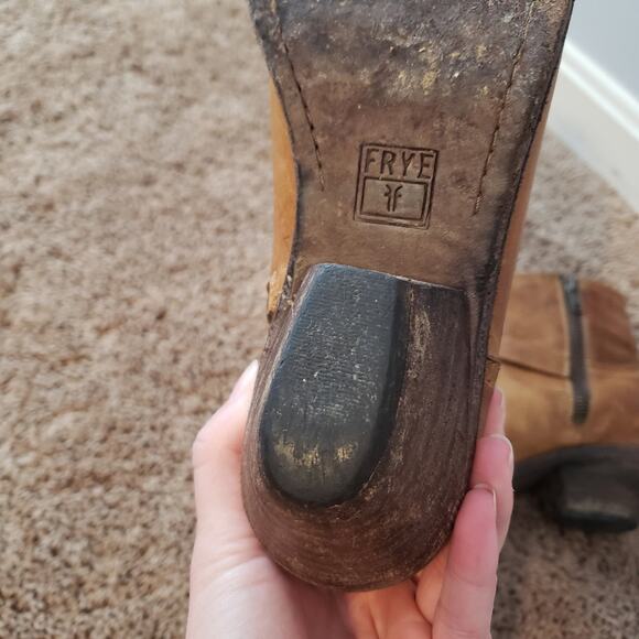 Frye heeled ankle bootie leather brown buckle side zip 8 - Picture 7 of 9